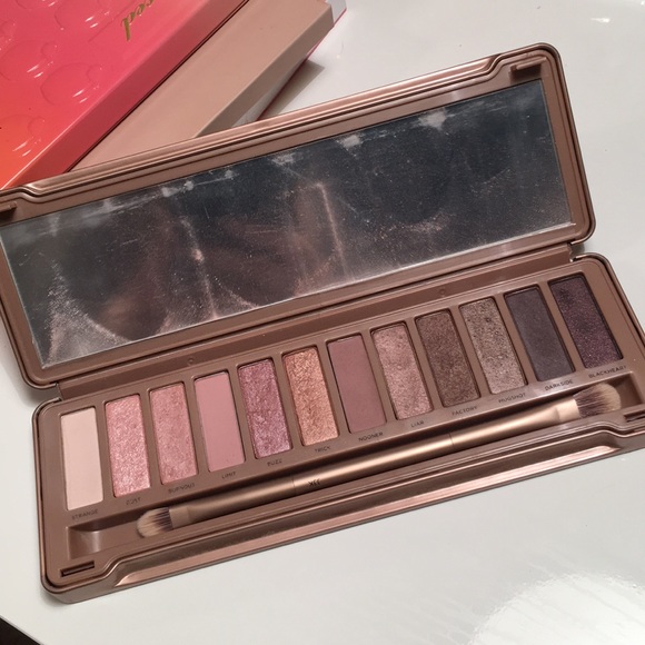 Urban Decay Other - 🌟LIKE NEW🌟 URBAN DECAY Naked 3 Palette